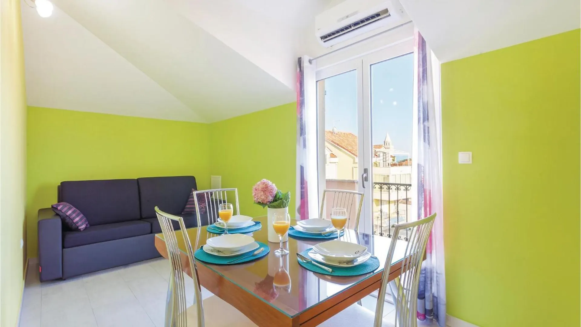 Lovely Apartment In Kastel Stafilic With Jacuzzi Kastela